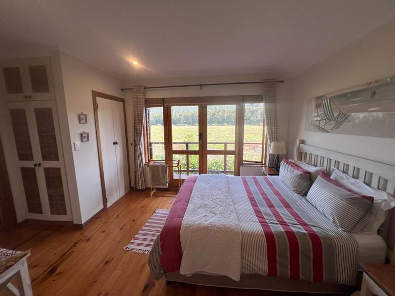 To Let 4 Bedroom Property for Rent in Sedgefield Rural Western Cape